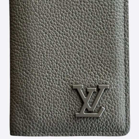 Louis Vuitton Olive Aeogram Pocket Organizer - Picture 1 of 4